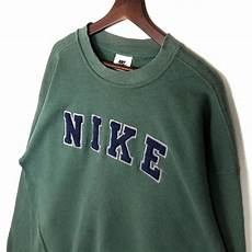 Retro Nike Sweatshirt