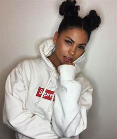 Supreme Hoodie